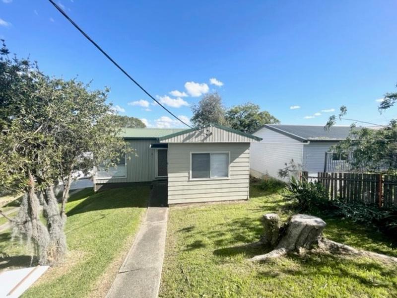 2 MOASE ST, WALLSEND, NSW 2287