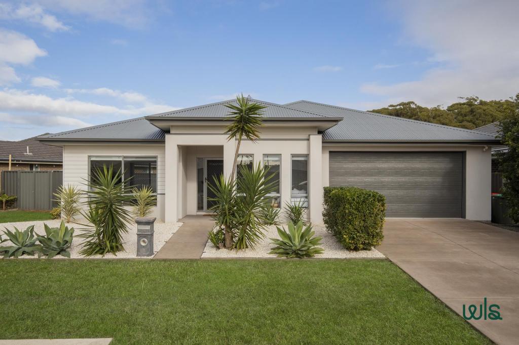 21 Sandcastle St, Fern Bay, NSW 2295