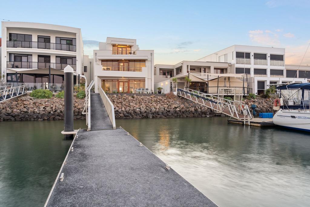 67 Gulf Point Dr, North Haven, SA 5018