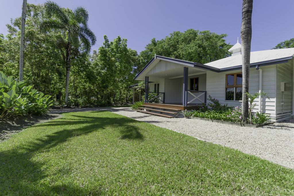 6173 COTTAGE CAPTAIN COOK HWY, PORT DOUGLAS, QLD 4877