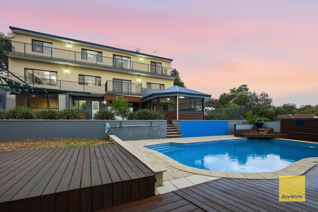 13 Cabarita Rd, Kalamunda, WA 6076