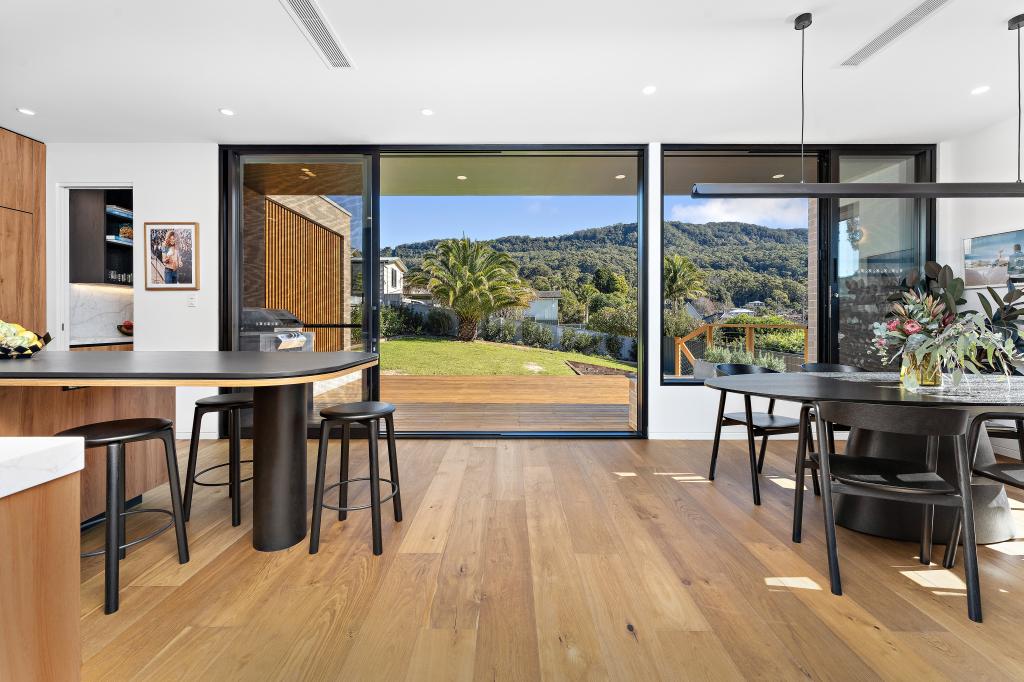 12 Luxor St, Woonona, NSW 2517