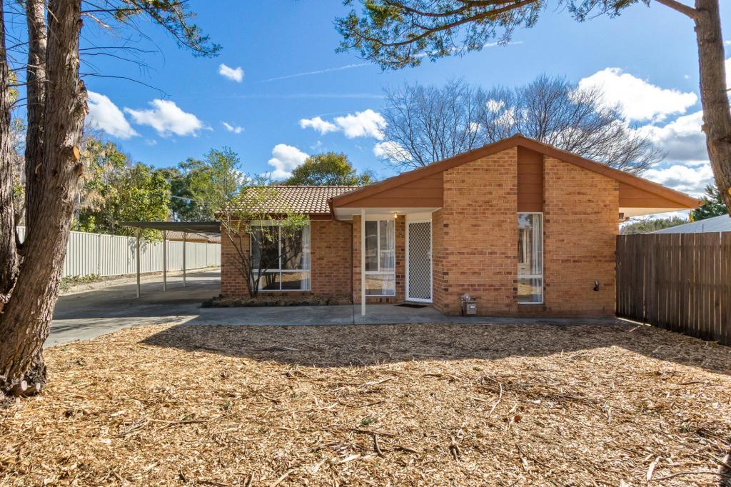 1/56 Kingscote Cres, Bonython, ACT 2905