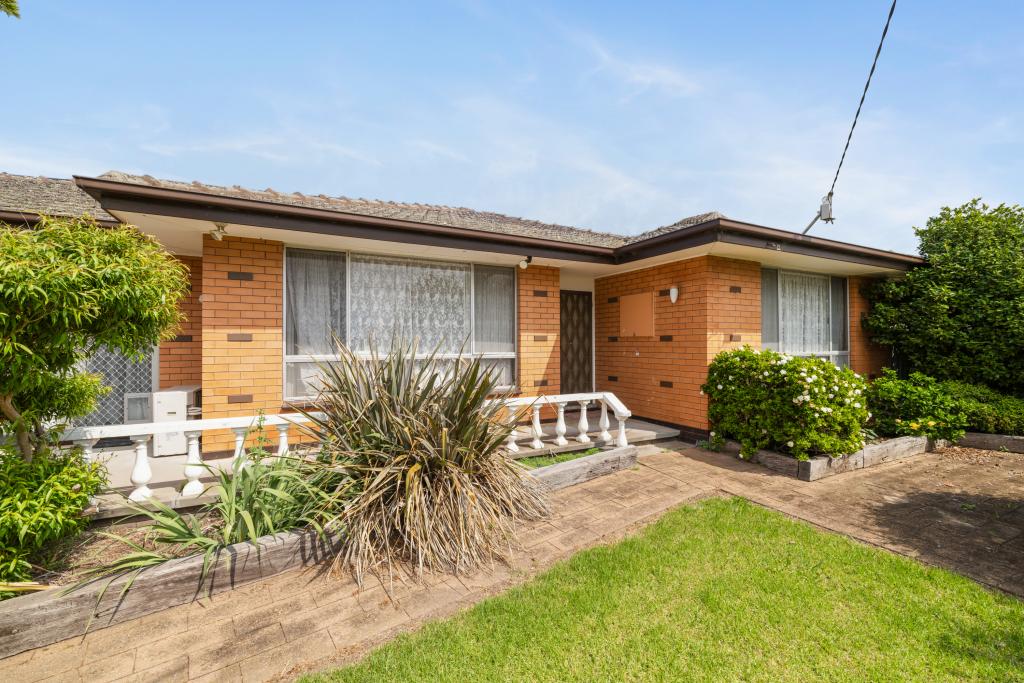 326 DAWSON ST, SALE, VIC 3850