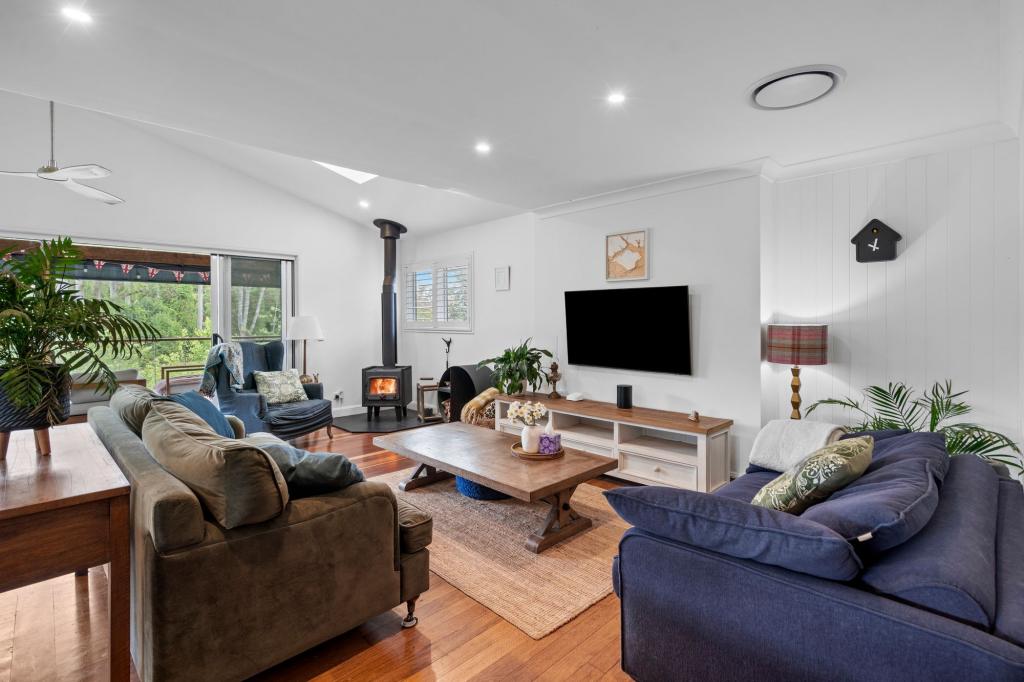 32 Knoll Rd, Tamborine Mountain, QLD 4272