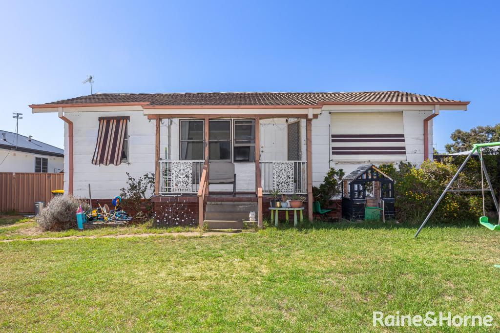 14 MUMFORD ST, ASHMONT, NSW 2650