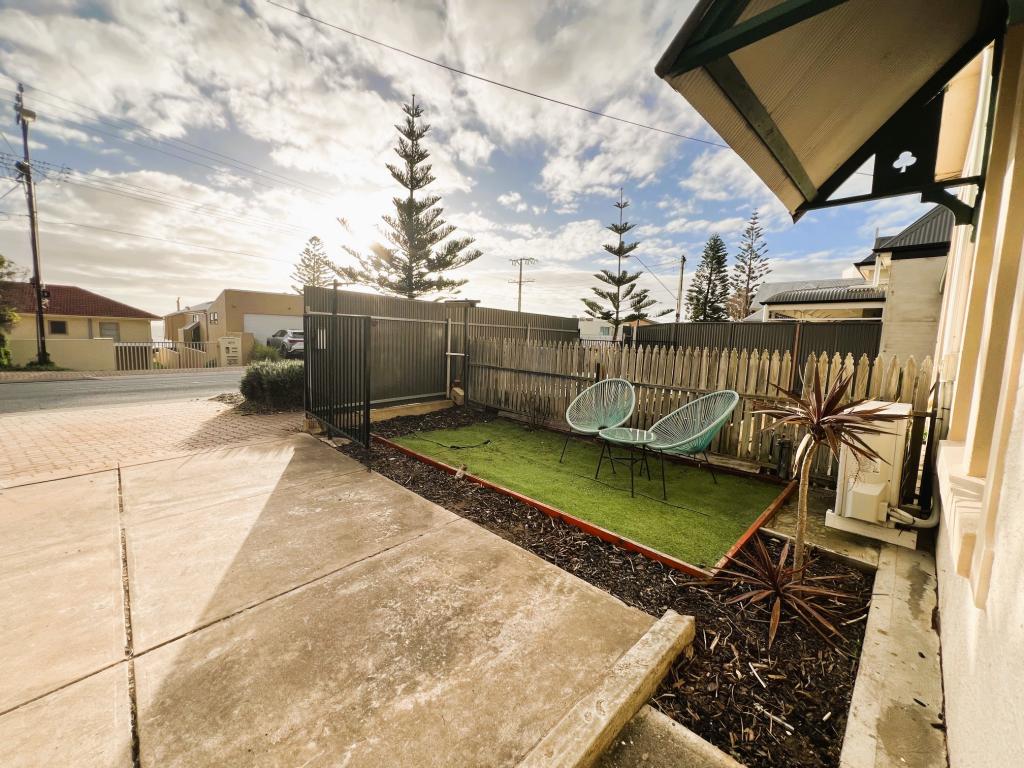 1/486 Seaview Rd, Henley Beach, SA 5022
