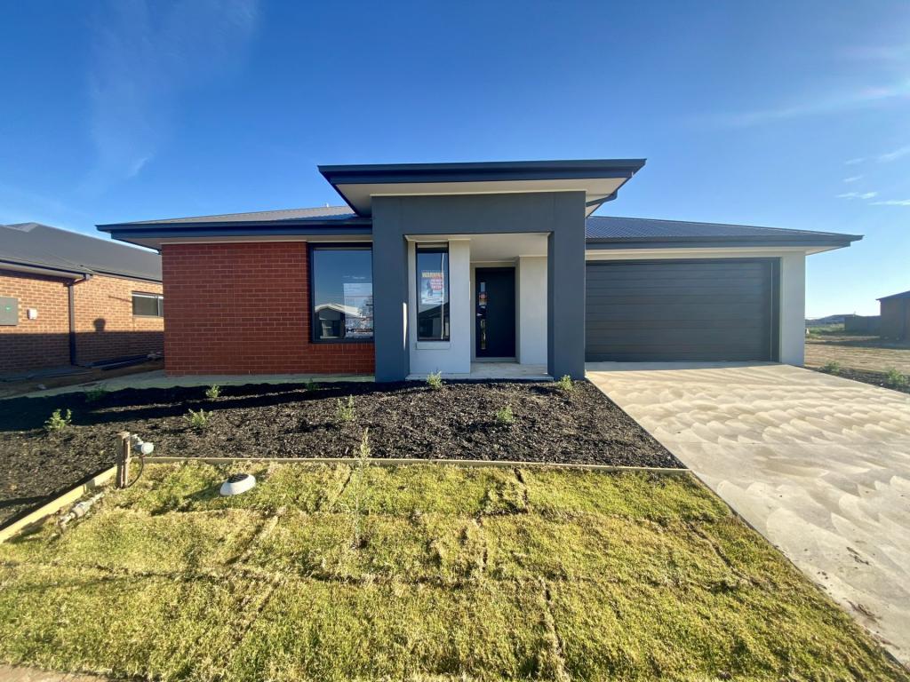 56 Yakoa Natya Ave, Yallarah Esta, Echuca, VIC 3564