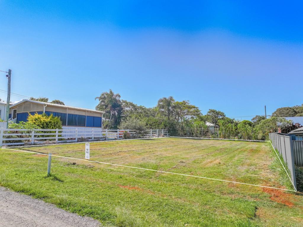 7 Norfolk St, Russell Island, QLD 4184