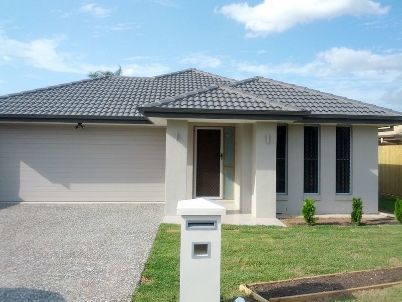 4 Giancarlo Cres, Doolandella, QLD 4077