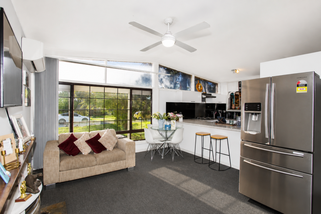 12a Stephenson Rd, Gosnells, WA 6110