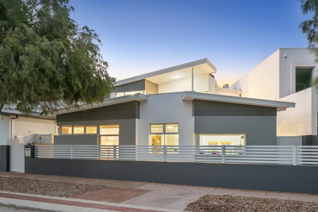 18 Alkoomie Tce, City Beach, WA 6015