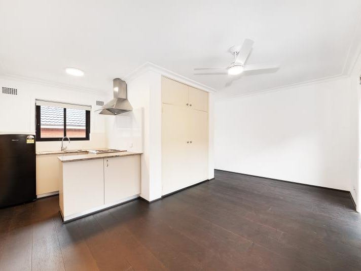 8/2 Houston Rd, Kensington, NSW 2033