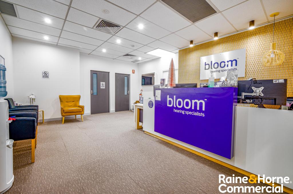 Suite 5/82-84 Queen St, Campbelltown, NSW 2560