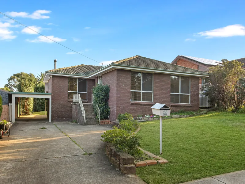 23 Warrimoo Dr, Quakers Hill, NSW 2763