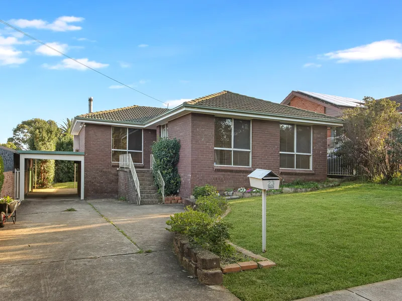 23 WARRIMOO DR, QUAKERS HILL, NSW 2763