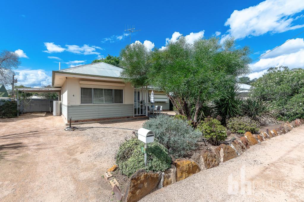 4 Kokoda Ave, Renmark, SA 5341