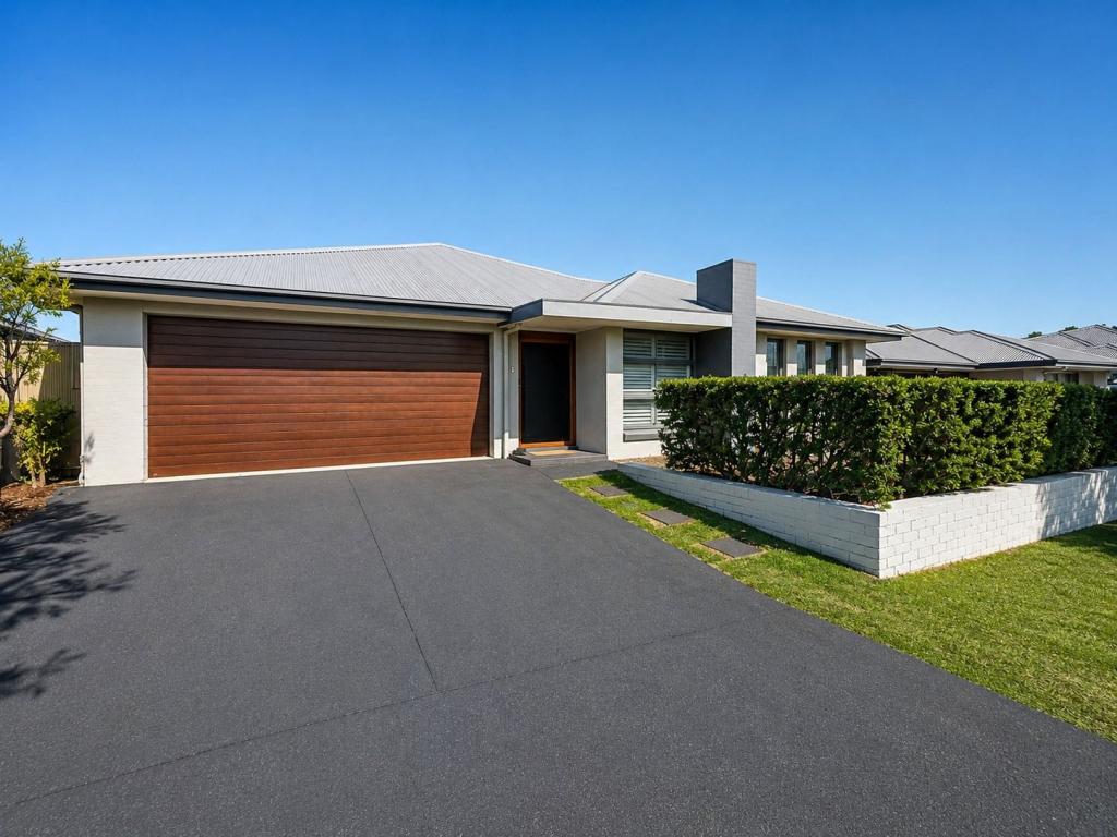 6 Danvers Rd, Spring Farm, NSW 2570