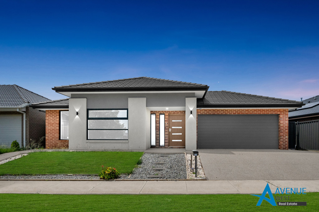 12 Arena Cct, Strathtulloh, VIC 3338