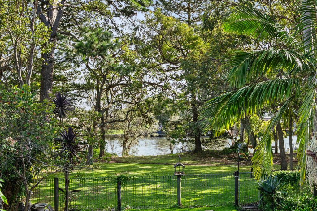 18 Kalua Dr, Chittaway Bay, NSW 2261