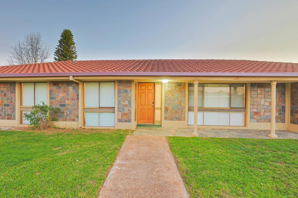 11 DENNIS AVE, MILDURA, VIC 3500