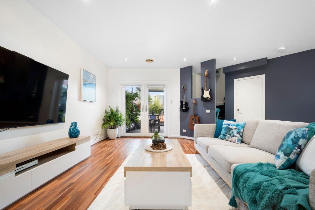 25 Dresden Dr, Waterways, VIC 3195