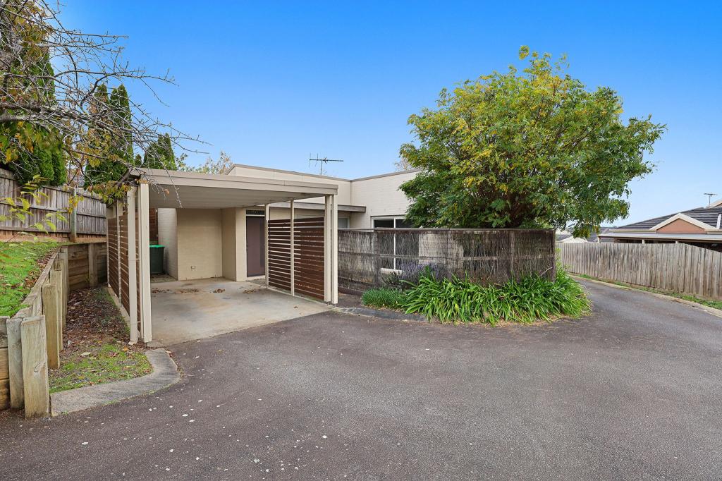 1/3 Cameron Ct, Drouin, VIC 3818