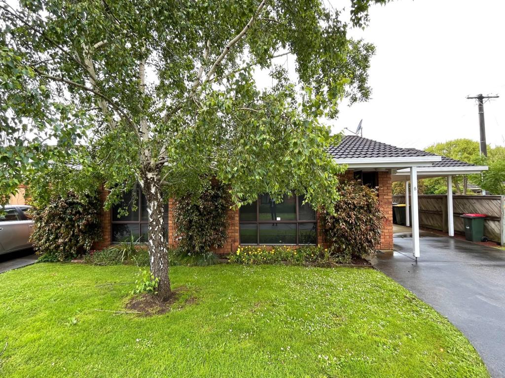 5/16 Cambridge Dr, Warragul, VIC 3820