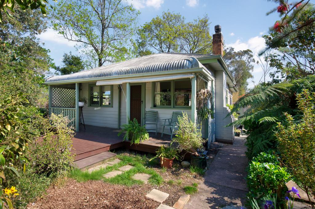 5 Riches Ave, Woodford, NSW 2778