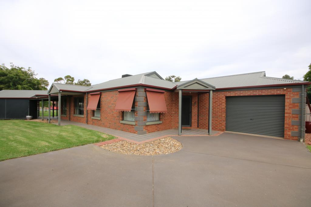 23 Baynes St, Rochester, VIC 3561