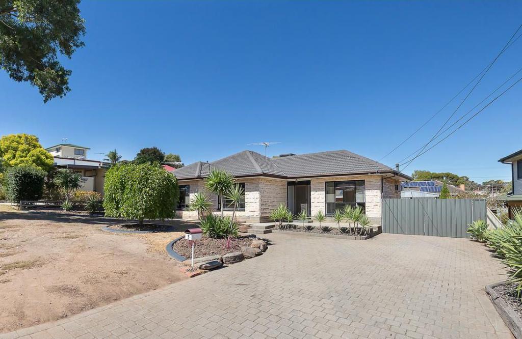 5 Parslow Rd, Para Hills, SA 5096
