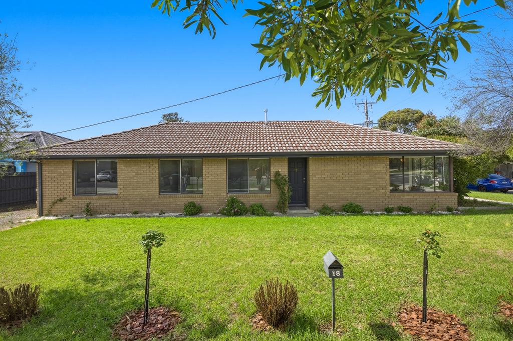 18 Hotham St, Cranbourne, VIC 3977
