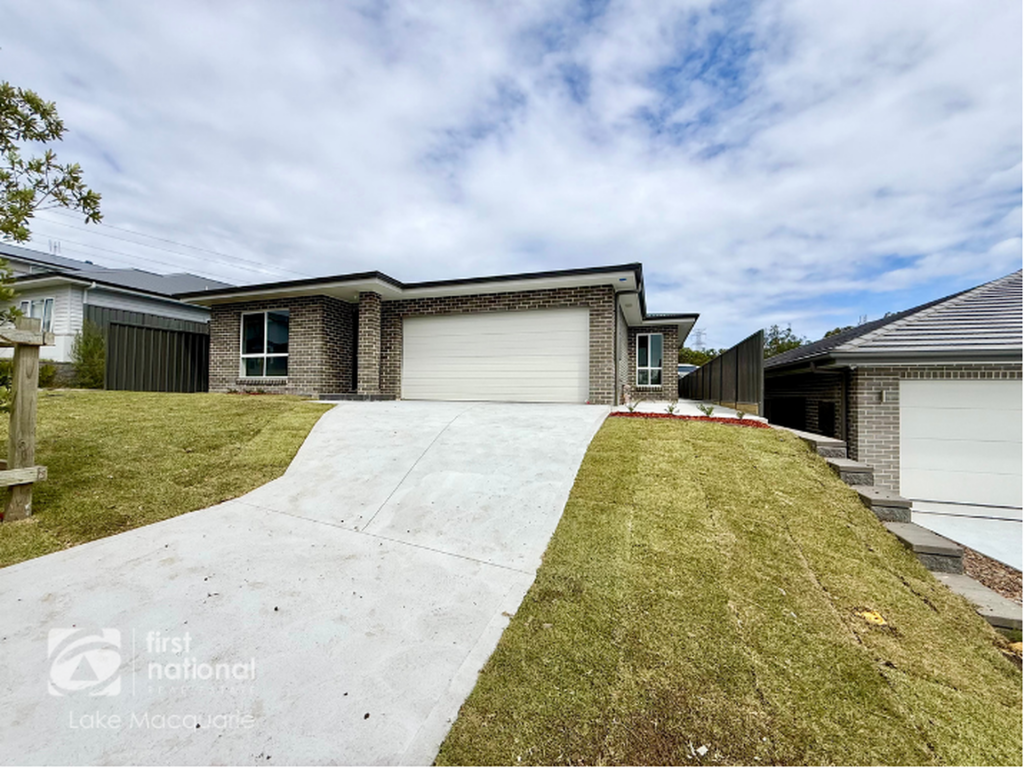 8 Manning Way, Edgeworth, NSW 2285