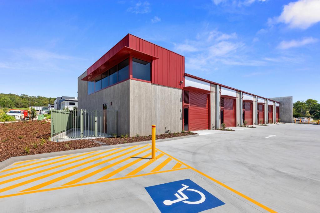 4/33-35 Daintree Dr, Redland Bay, QLD 4165