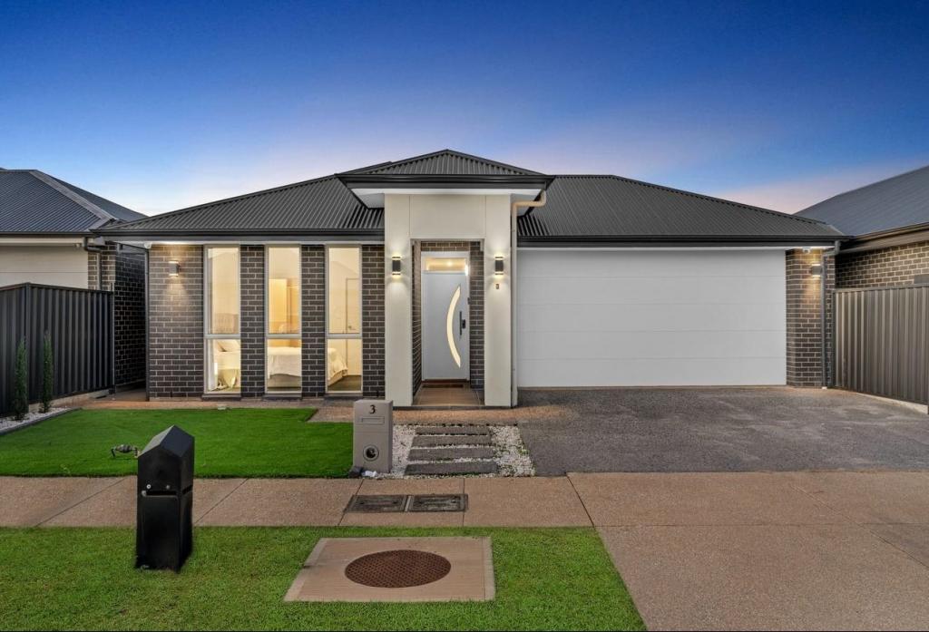 3 Carissa Ave, Riverlea Park, SA 5120