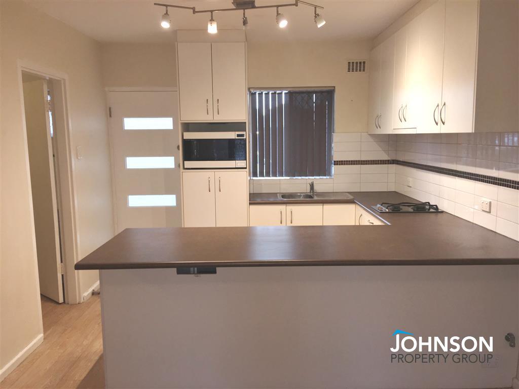 5/2 Wheeler St, Morley, WA 6062