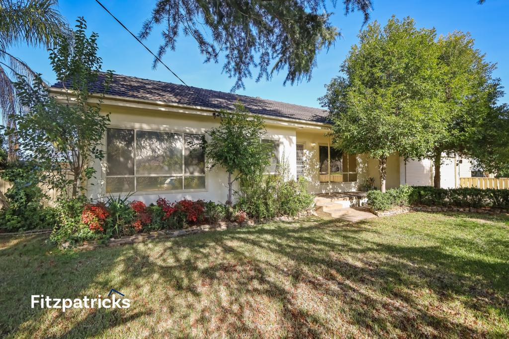 4 Berala St, Kooringal, NSW 2650