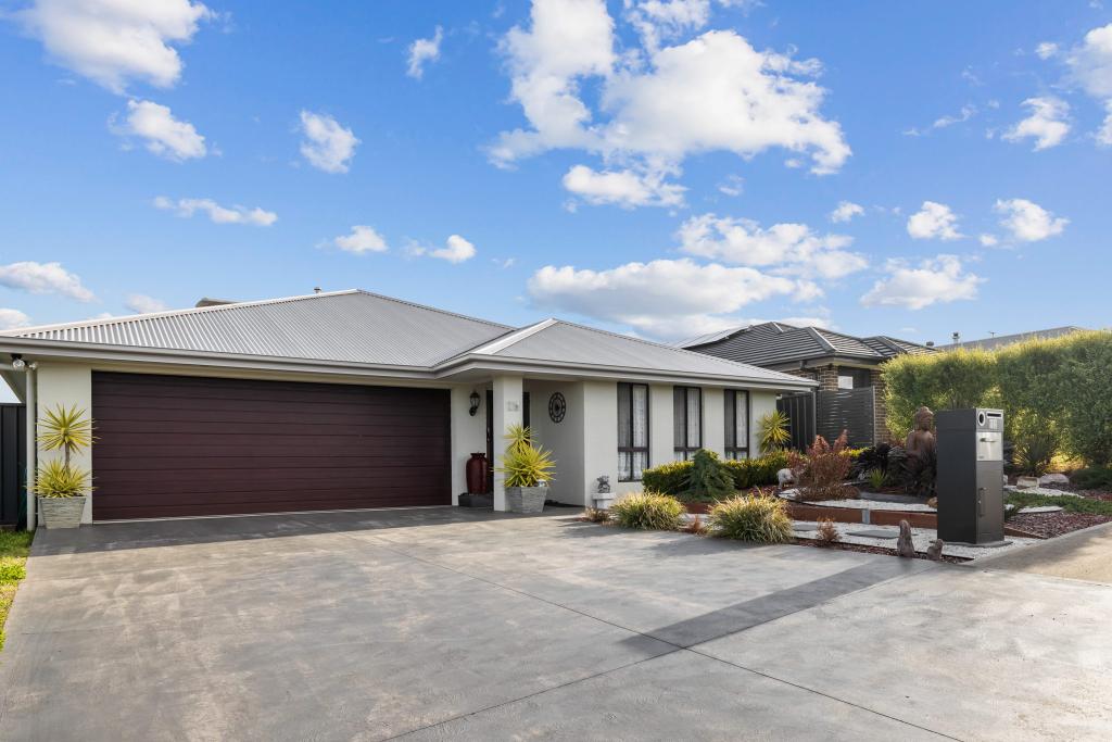 76 Mewburn Dr, Goulburn, NSW 2580