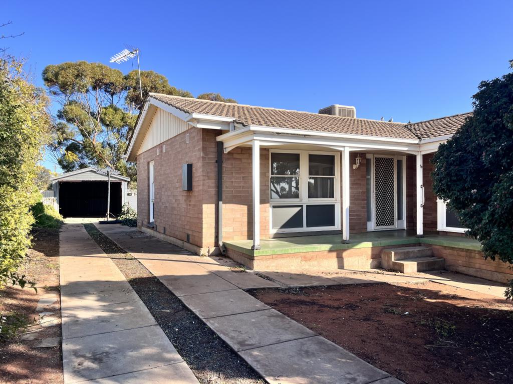 39 Grove St, Peterborough, SA 5422