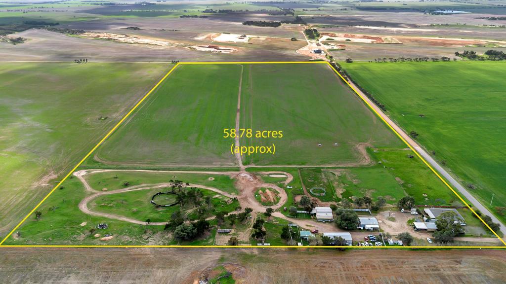 597 Aunger Rd, Reeves Plains, SA 5502