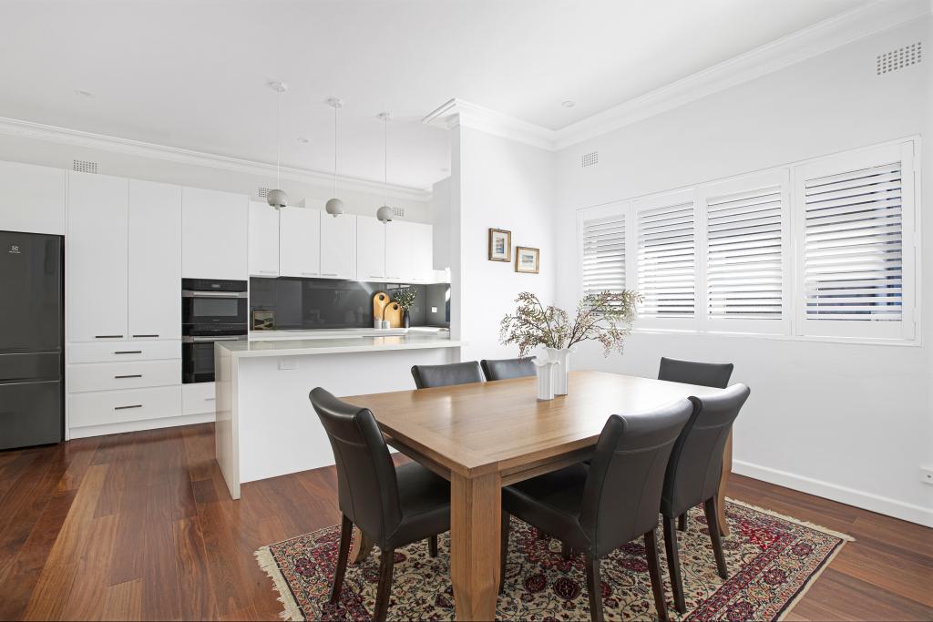 7 Dalmeny Ave, Russell Lea, NSW 2046