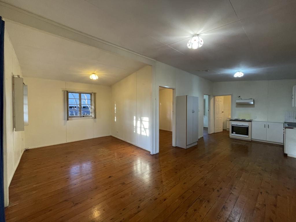1 Bradman St, Caboolture, QLD 4510