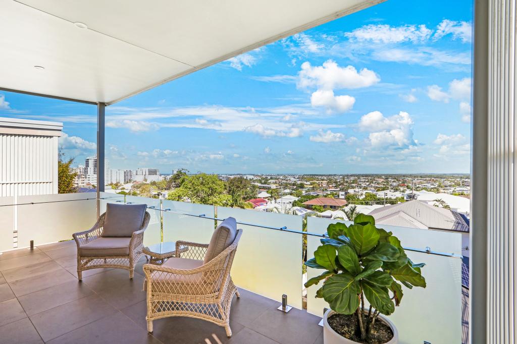 2/7 Marjorie St, Mooloolaba, QLD 4557