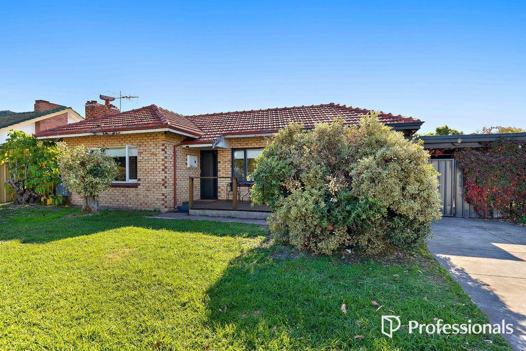 19 BEREHAVEN AVE, THORNLIE, WA 6108
