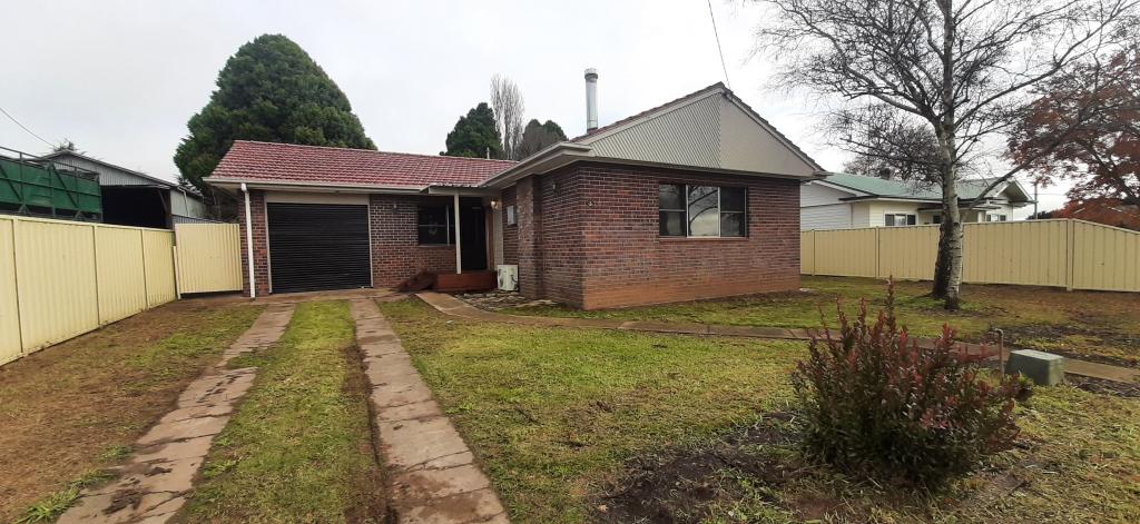 9 STEPHENSON ST, CROOKWELL, NSW 2583