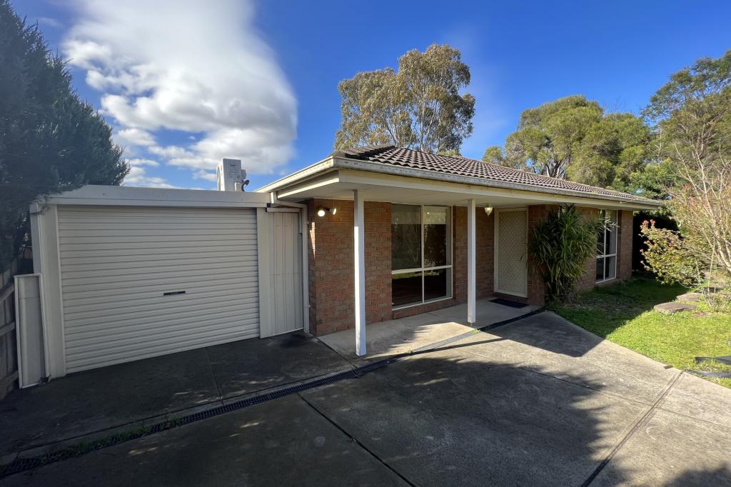 16 Redwood Ave, Hampton Park, VIC 3976