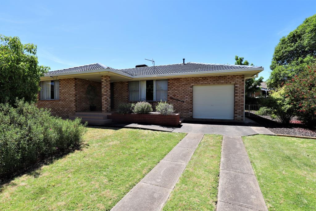 21 Hemet Cres, Cootamundra, NSW 2590