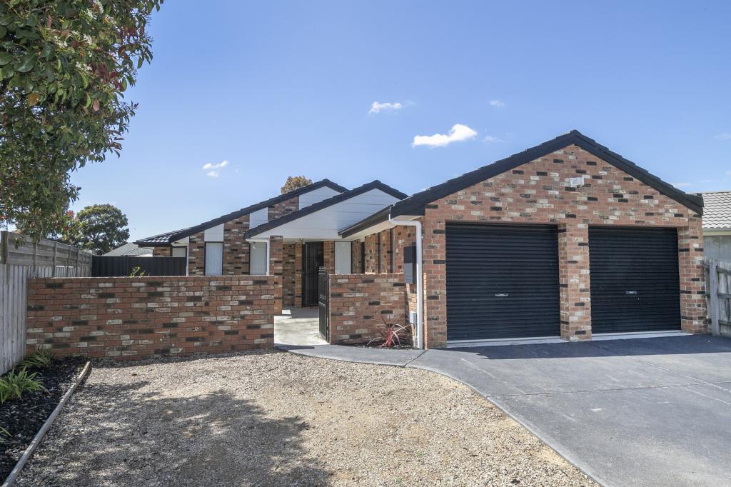 11 Penzance Pl, Sydenham, VIC 3037
