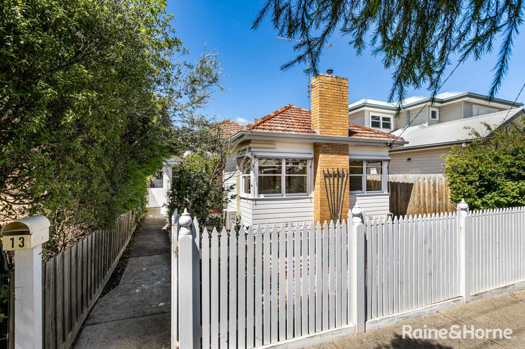 13 Salisbury St, Newport, VIC 3015