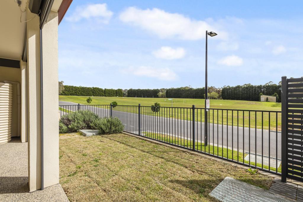 1 FLORENTINO CL, WALLAN, VIC 3756